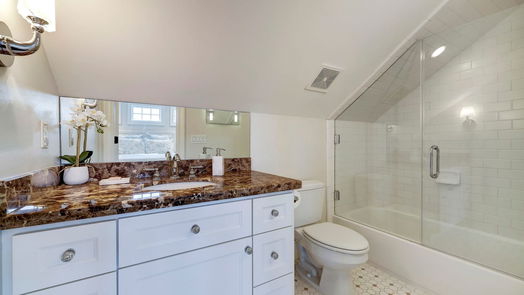 Houston 3-story, 5-bed 4036 W Main Street-idx
