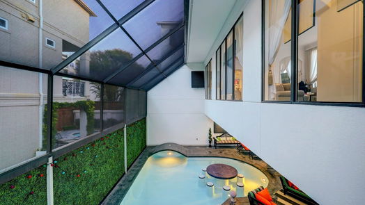 Houston 3-story, 4-bed 3104 Alabama Court-idx
