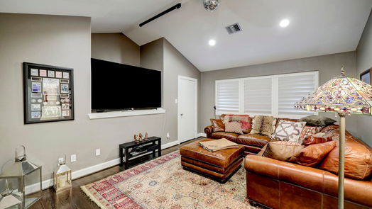 Houston 3-story, 4-bed 3104 Alabama Court-idx