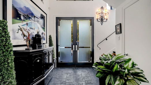 Houston 3-story, 4-bed 3104 Alabama Court-idx