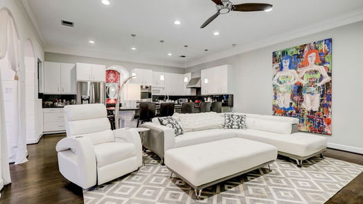 Houston 3-story, 4-bed 3104 Alabama Court-idx
