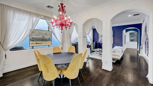 Houston 3-story, 4-bed 3104 Alabama Court-idx