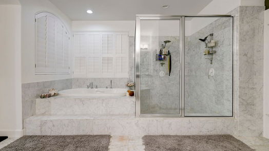 Houston 3-story, 4-bed 3104 Alabama Court-idx
