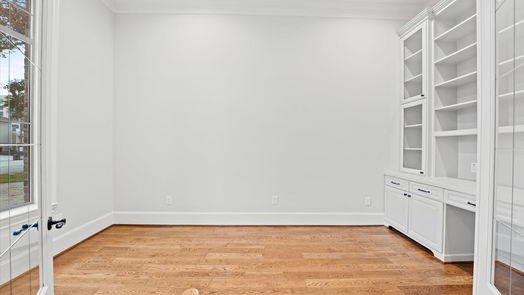 Houston 3-story, 5-bed 2607 Eastgrove Lane-idx