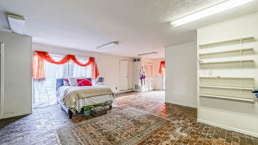 Houston 1-story, 3-bed 4202 Markham Street-idx