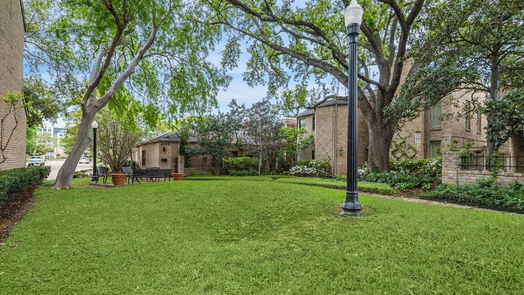 Houston 1-story, 2-bed 2727 Essex Terrace-idx