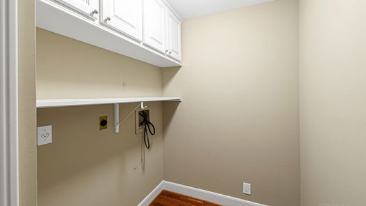 Houston null-story, 2-bed 49 Briar Hollow Lane 1901-idx