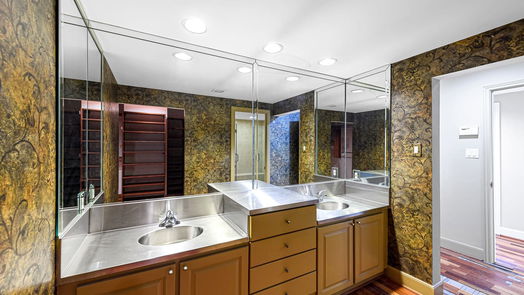Houston null-story, 2-bed 49 Briar Hollow Lane 1901-idx