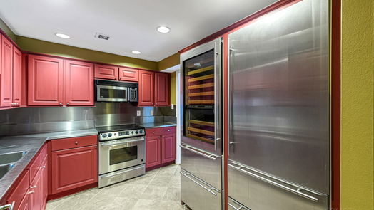 Houston null-story, 2-bed 49 Briar Hollow Lane 1901-idx