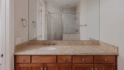 Houston null-story, 2-bed 2211 Briarglen Dr 502-idx