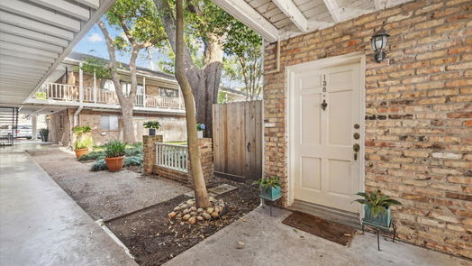 Houston 1-story, 2-bed 4040 San Felipe Street 135-idx