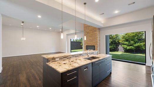 Houston 2-story, 4-bed 2724 Suffolk Drive-idx