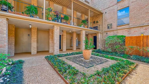 Houston 1-story, 1-bed 4633 Wild Indigo Street 546-idx