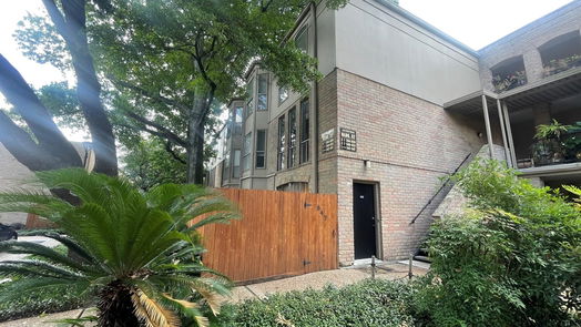 Houston 1-story, 1-bed 4633 Wild Indigo Street 546-idx