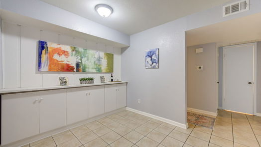 Houston 1-story, 1-bed 4633 Wild Indigo Street 528-idx