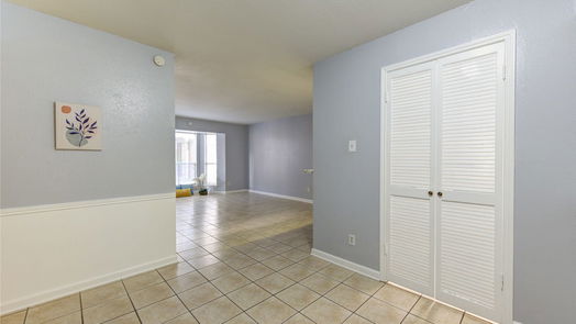 Houston 1-story, 1-bed 4633 Wild Indigo Street 528-idx
