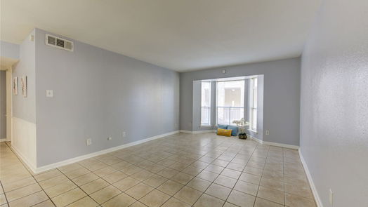 Houston 1-story, 1-bed 4633 Wild Indigo Street 528-idx