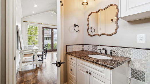 Houston 2-story, 5-bed 4711 Devon Street-idx