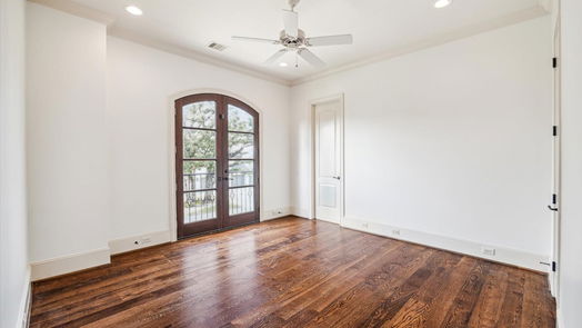 Houston 2-story, 5-bed 4711 Devon Street-idx