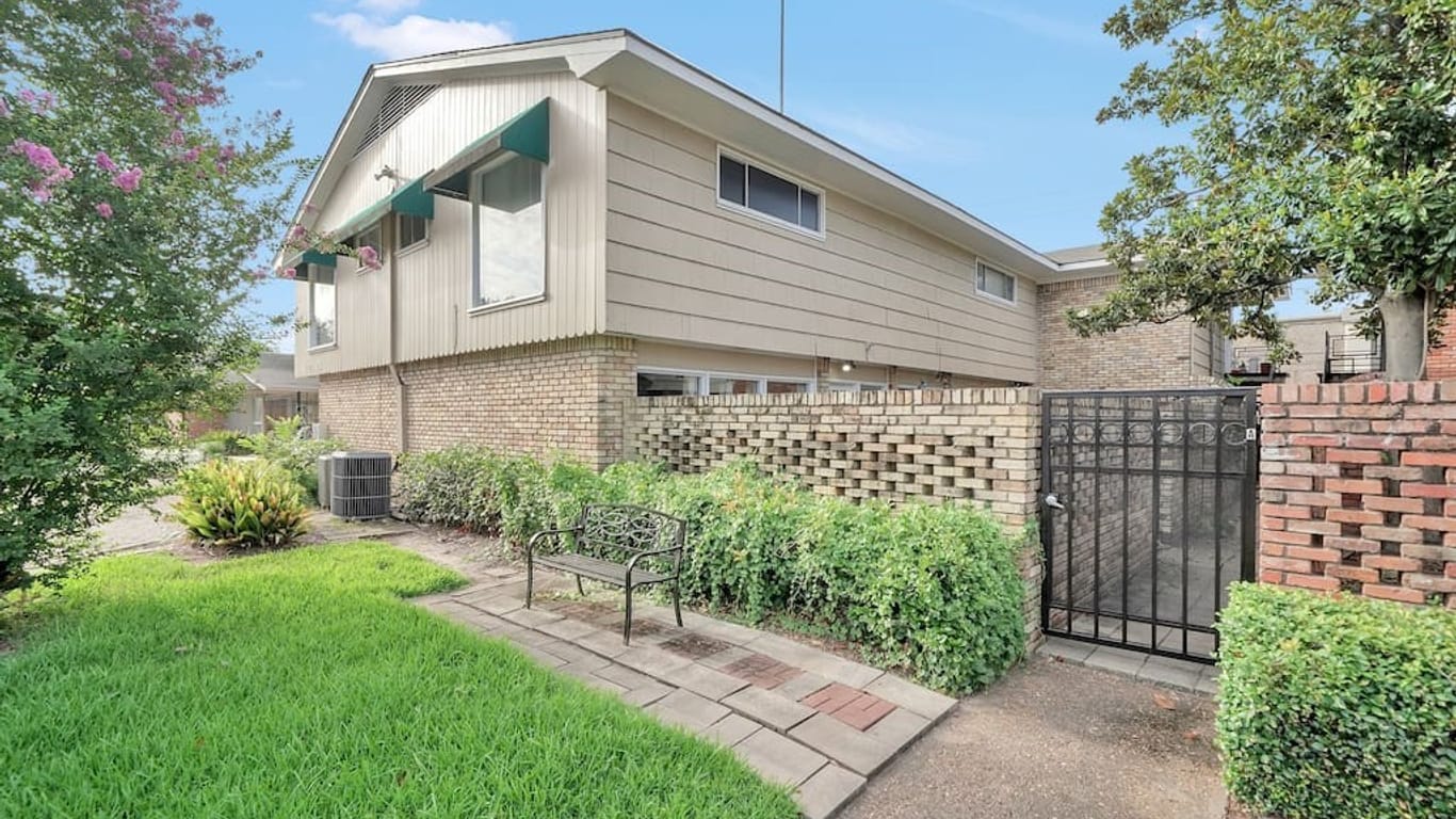 Houston 2-story, 2-bed 4723 Merwin Street 3-idx