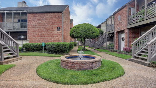 Houston 1-story, 1-bed 2829 Timmons Lane 156-idx