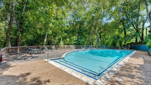Houston 2-story, 3-bed 10 S Briar Hollow Lane 49-idx