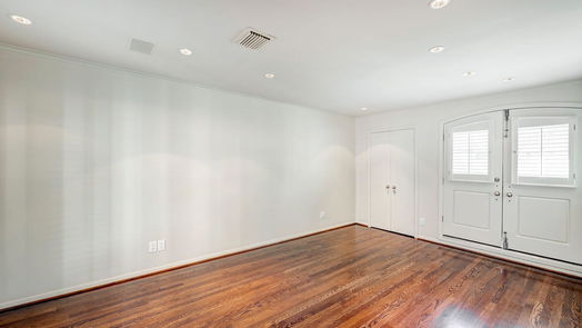 Houston 2-story, 3-bed 10 S Briar Hollow Lane 49-idx