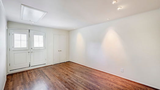 Houston 2-story, 3-bed 10 S Briar Hollow Lane 49-idx