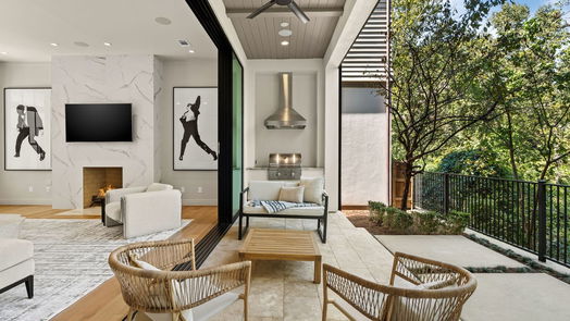 Houston 3-story, 3-bed 84 Audubon Hollow Lane-idx
