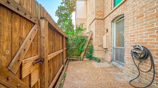 Houston null-story, 1-bed 4627 Wild Indigo Street 592-idx
