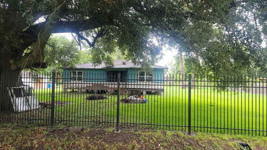 Houston 1-story, null-bed 8033 Furray Road-idx