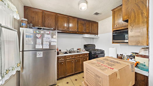 Houston 1-story, 3-bed 7823 Flintridge Drive-idx