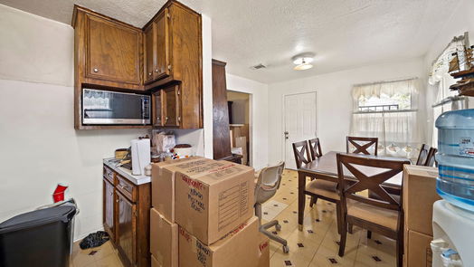 Houston 1-story, 3-bed 7823 Flintridge Drive-idx