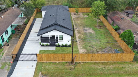 Houston 1-story, 4-bed 8118 Filltop Street-idx