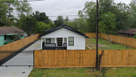 Houston 1-story, 4-bed 8118 Filltop Street-idx