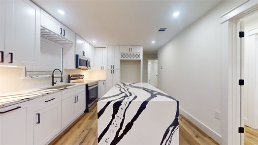 Houston 1-story, 4-bed 8118 Filltop Street-idx