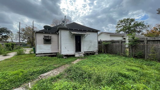 Houston 1-story, 4-bed 7839 Sparta Street-idx