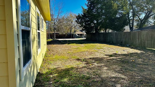 Houston 1-story, 3-bed 8034 Linda Vista Road-idx