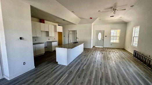 Houston 1-story, 3-bed 8034 Linda Vista Road-idx