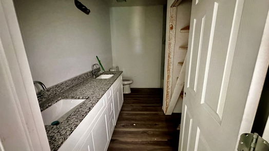 Houston 1-story, 3-bed 8034 Linda Vista Road-idx