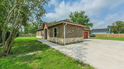 Houston 1-story, 4-bed 7450 Springdale Street-idx