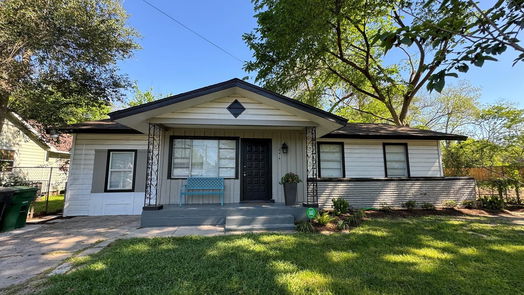 Houston 1-story, 4-bed 5429 Denmark Street-idx