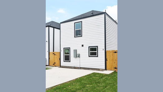 Houston 2-story, 6-bed 8224 Crestview Drive A and B-idx