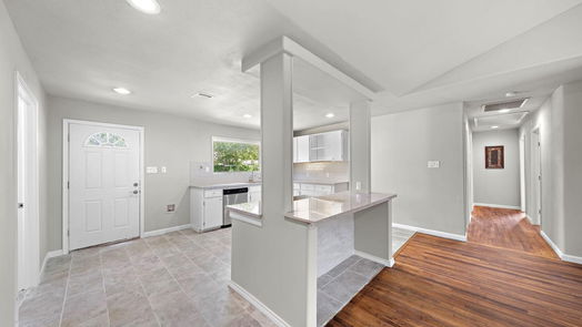 Houston 1-story, 3-bed 7909 Woodlyn Road-idx