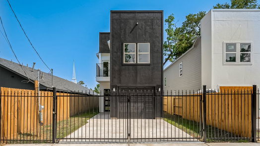 Houston 2-story, 3-bed 7305 WKnoll ST Street-idx