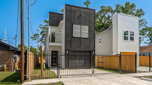 Houston 2-story, 3-bed 7305 WKnoll ST Street-idx