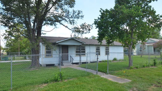 Houston 1-story, 4-bed 8201 Kenton Street-idx