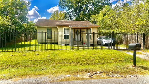 Houston 1-story, 2-bed 7522 Weyburn Street-idx