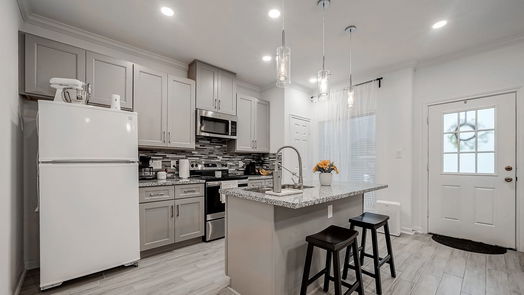 Houston null-story, 6-bed 7980 Ethel Street A/B-idx