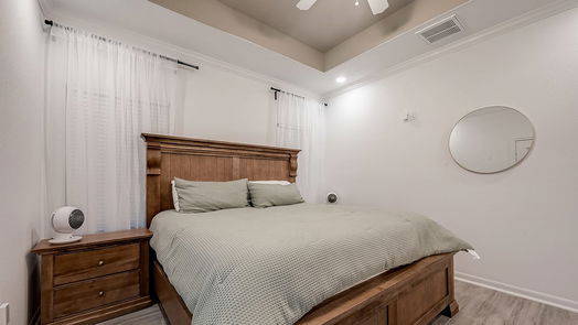 Houston null-story, 6-bed 7980 Ethel Street A/B-idx